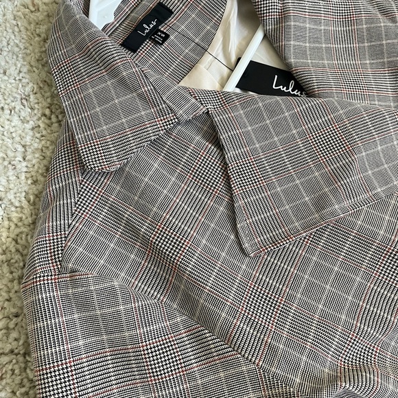 Plaid Double-Breasted Trench Coat - Picture 10 of 11